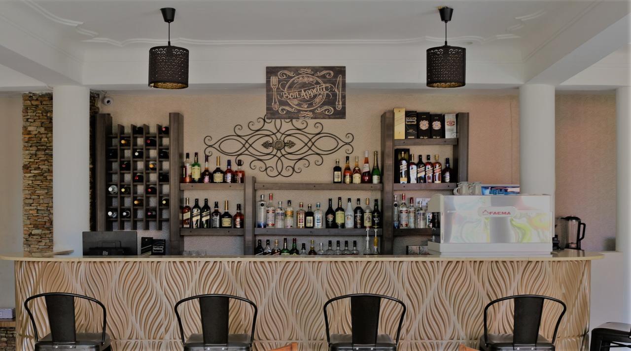 Ivory Castle Limited Hotel Kampala Ngoại thất bức ảnh