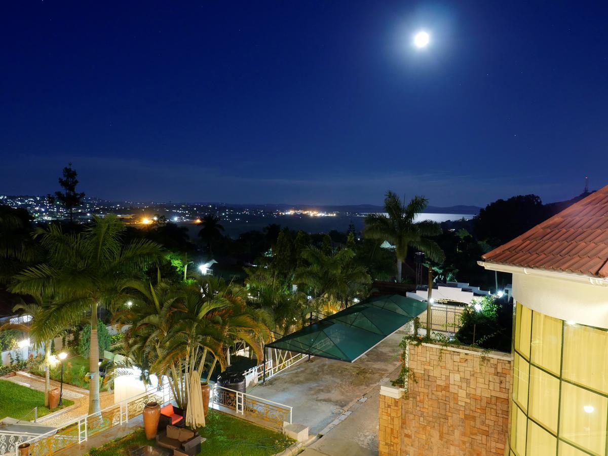 Ivory Castle Limited Hotel Kampala Ngoại thất bức ảnh
