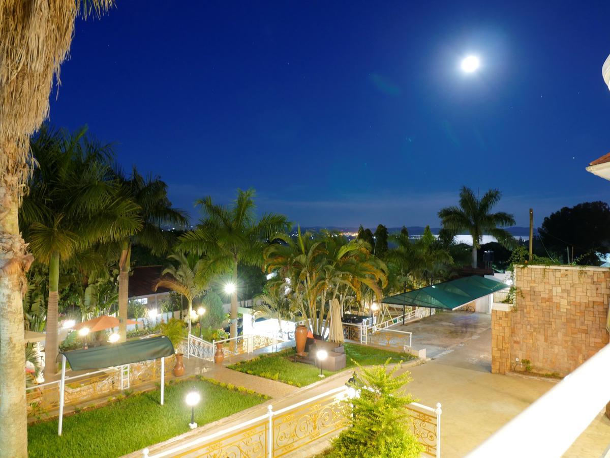 Ivory Castle Limited Hotel Kampala Ngoại thất bức ảnh
