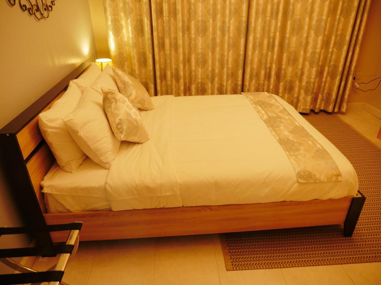Ivory Castle Limited Hotel Kampala Ngoại thất bức ảnh