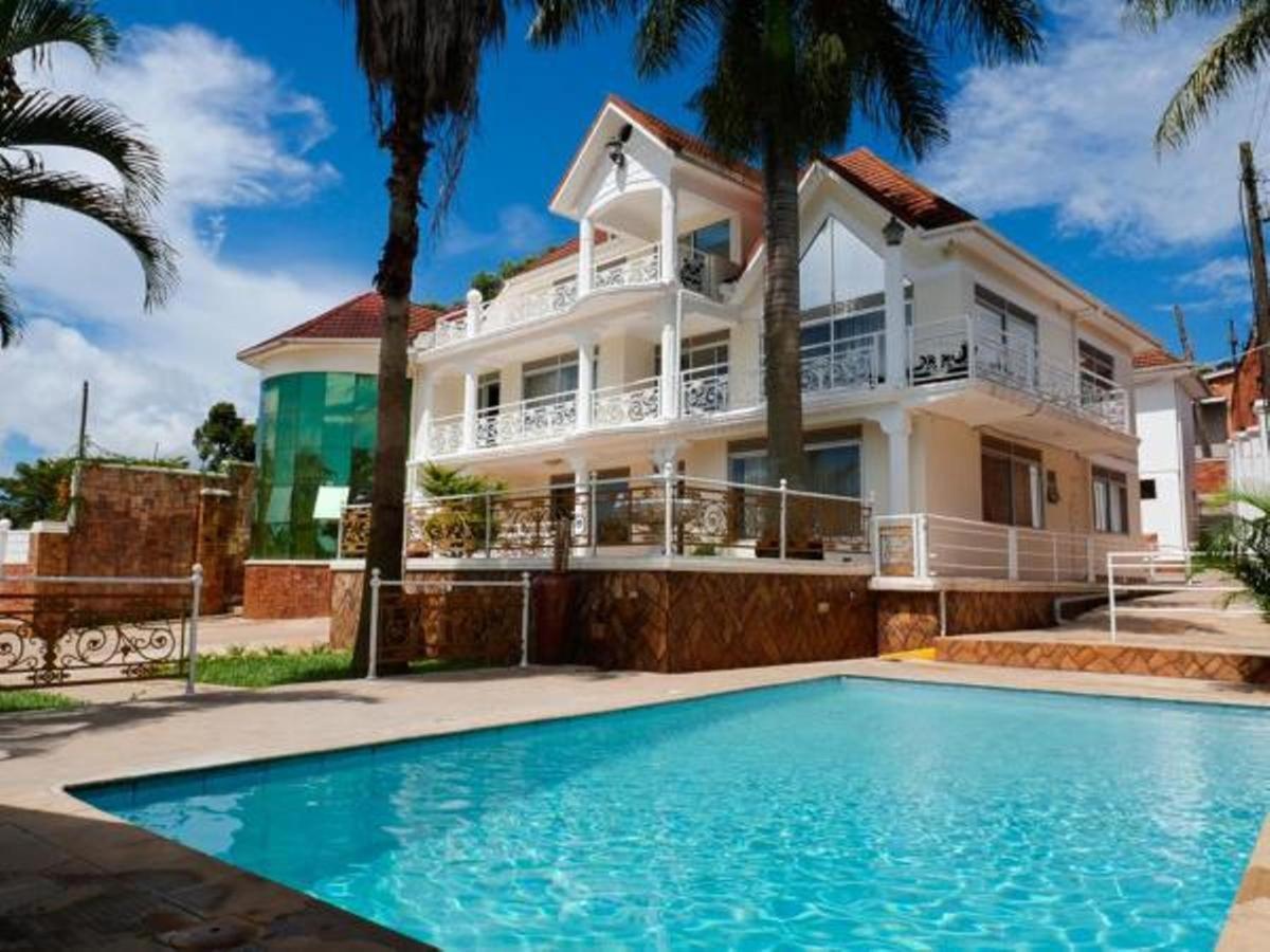 Ivory Castle Limited Hotel Kampala Ngoại thất bức ảnh